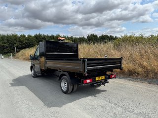 /photos/9180/02d632e5-dd40-81e6-00fc-905f9f3d8d26_i320x240.jpg
