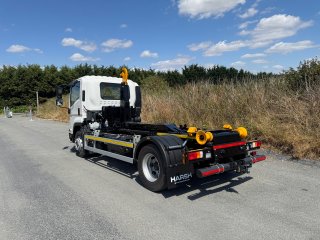/photos/9180/060a9e25-166c-7d8e-f766-7b0b38d41b75_i320x240.jpg