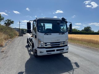 /photos/9180/1f65e421-0a23-eb18-04d4-e3524d826fe6_i320x240.jpg