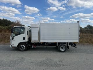 /photos/9180/3d6f69fe-7725-582b-4910-377ac7576fa2_i320x240.jpg