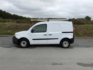 /photos/9180/71dd0522-94d9-d2fb-671c-6cf943a54a30_i320x240.jpg