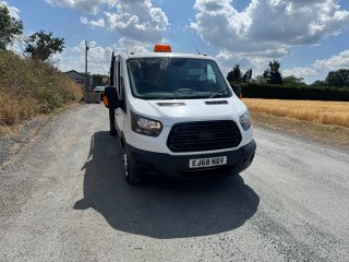 /photos/9180/b15e33d3-0eb2-25b8-b567-8cef984b2544_i320x240.jpg